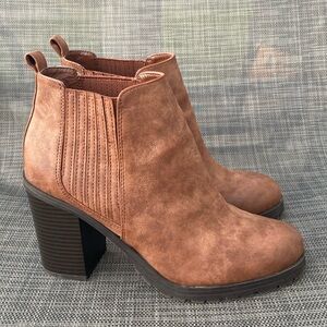 Sam & Libby Ankle Boots Women’s Size 9
